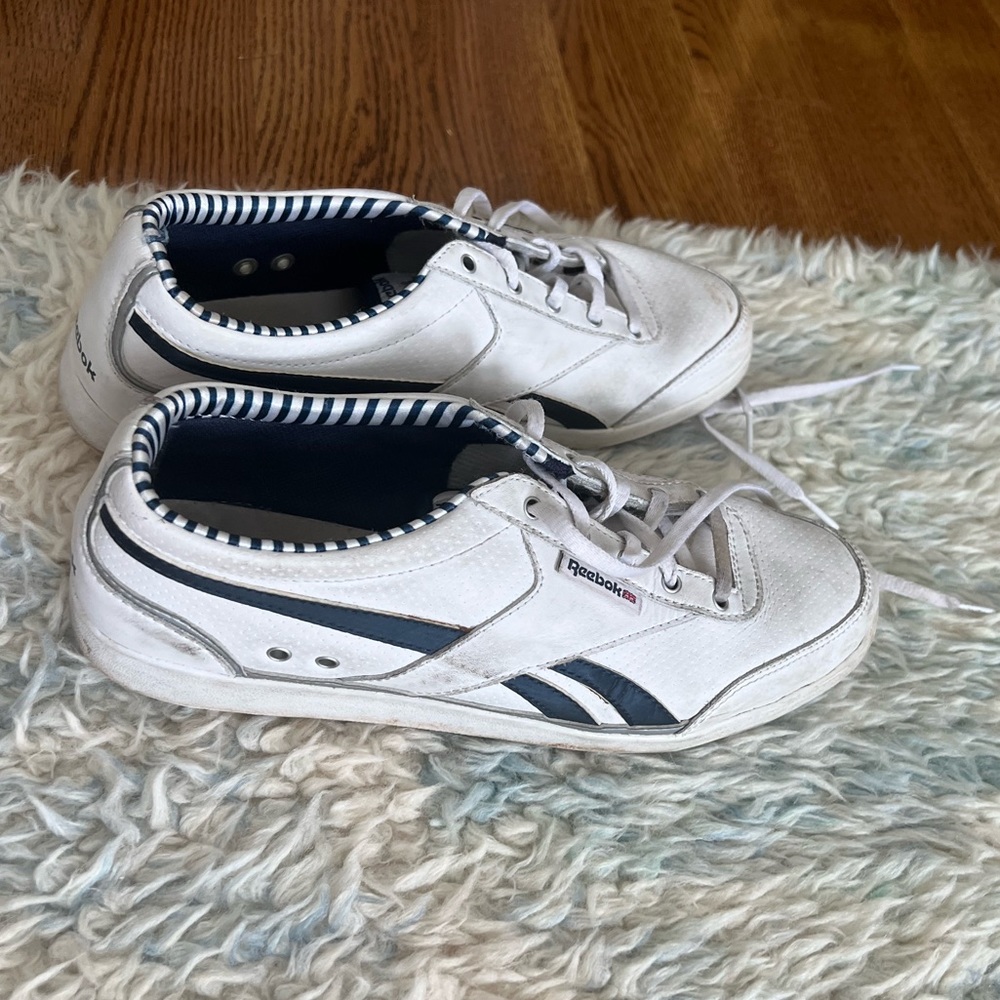 Reebok Sneakers